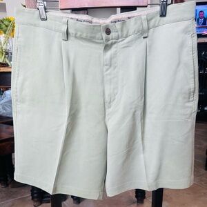 Tommy Bahama Green Flat Front Shorts